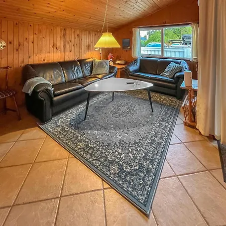 3 Bedroom Gorgeous In 3* Fjerritslev